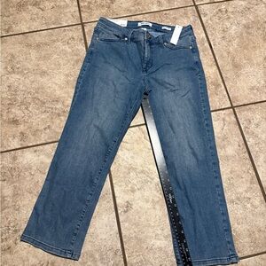 Nine West Women's Classic Straight Leg Chrystie capri NWT